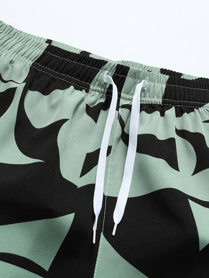 Color Block Print Zipper Pocket Shorts