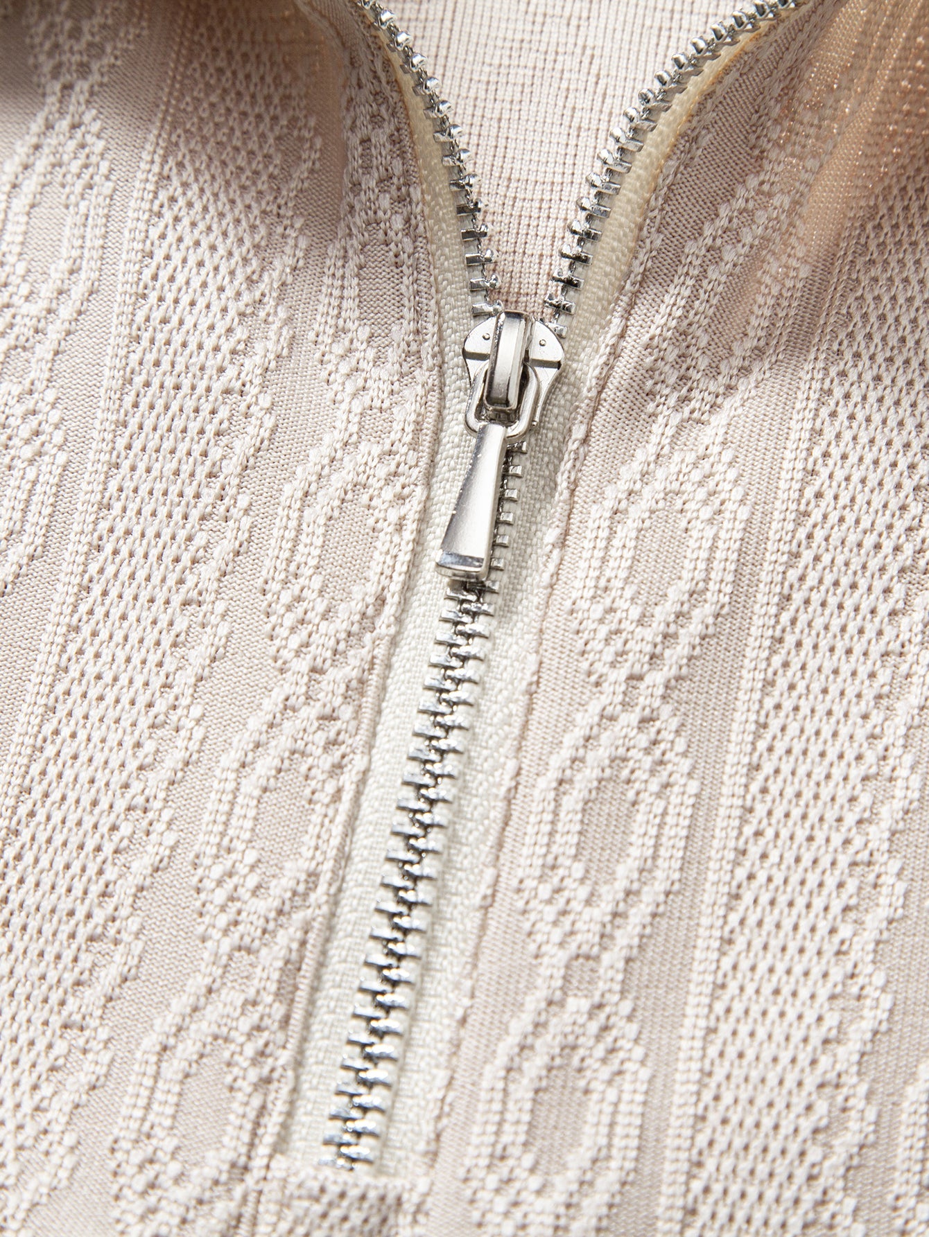 Two Tone Twisted Jacquard Zipper Knit Polo