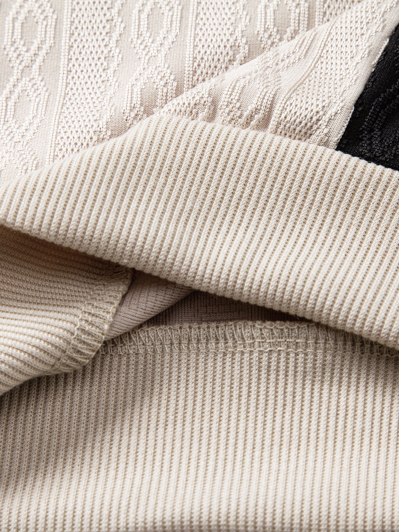 Two Tone Twisted Jacquard Zipper Knit Polo
