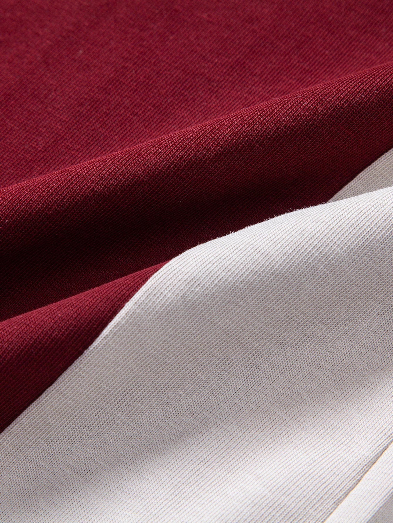 Contrast Piping V-Neck Raglan Sleeve T-Shirt