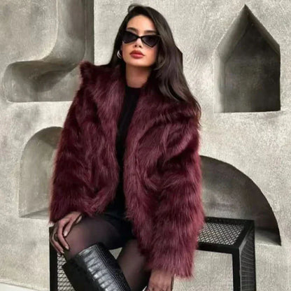 معطف الفرو الصناعي من ألباين غرايس